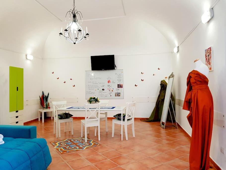 Fashion Cathedral Apartment, Centro Storico Napoli Nápoles Exterior foto